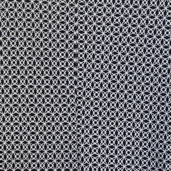 24Seven Geometric Print Top Shirt Womens Medium Black White New - Picture 6 of 10